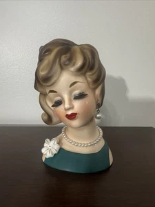 Vintage Enesco E-6054 Frauenkopf Vase "Halskette Mädchen" türkis Kleid mit Band 5,5" - Bild 1 von 24