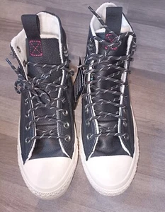 Unisex Converse Leather Hi Top Sneakers - Black - Trainers - NEW - Picture 1 of 9