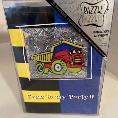 Camión volquete vintage Razzle Dazzle 9 invitaciones tema construcción Foto 1 de 4
