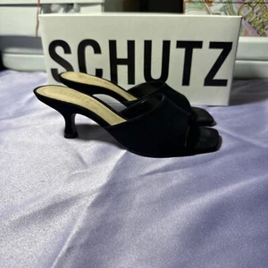Schutz Women's Black Dethalia Suede Slip on Slides Kitten Heels Size 5.5 A1061 - Picture 1 of 17