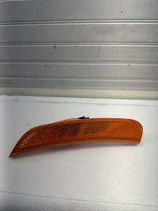 Mopar Front Right Side Marker Light 68229422AA Pacifica 17-24 Voyager 20-24 - Picture 1 of 5