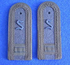 04 094 Ein Paar Schulterstücke Offiziersschüler 3. Studienjahr Felddienstuniform - Picture 1 of 2