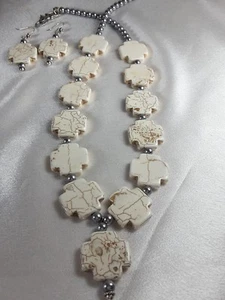 Splendida collana croce e perle Howlite sud-ovest con orecchini - Foto 1 di 7
