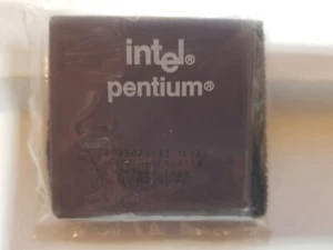 Intel Pentium 133mhz Vintage CPU Socket 5 / 7 A80502 133 SY022 SK106 SK107 P133 - Picture 1 of 2