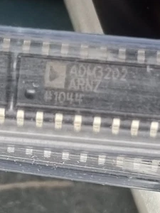 1 LOT OF 3 PCS ANALOG DEVICES ADM3202ARNZ - Imagen 1 de 1