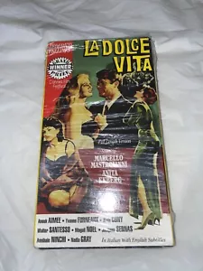 La Dolce Vita VHS Cannes Film Festival Winner Italian With English Subtitles - Picture 1 of 2