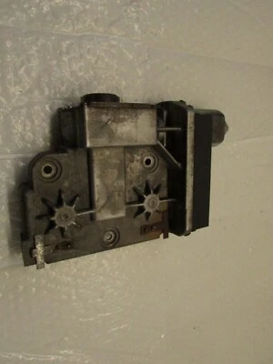 02-08 BMW 750I 750LI 745I 745LI ПРИВОД АВАРИЙНОГО ПАРКОВОЧНОГО ДВИГАТЕЛЯ OEM 5WK32410B - Изображение 1 из 4