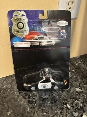 Road Champs Police Series 2000 Limited Edition Toy Car 1999. - Image 1 of 4