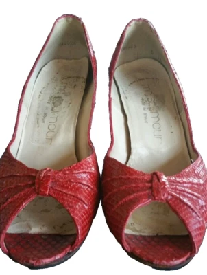 VINTAGE 1950's  Stuart Weitzman for Mr. Seymour Snakeskin Pumps Peep toe 7.5 - Image 1 of 4
