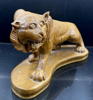 Vintage CHINESE FOO DOG Hand carved Wood FEARSOME GUARDIAN! READ!  - Image 1 of 4