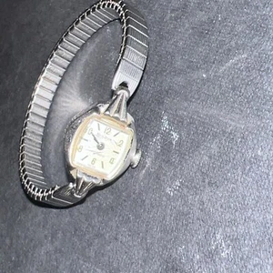 Vintage M1 1961 Bulova Women's Swiss Art Deco 10K RGP Bezel Wind Up Watch - Picture 1 of 6