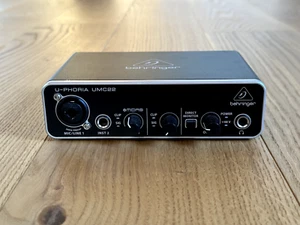 Behringer U-Phoria UMC22 2x2 USB Audio Interface - Foto 1 di 1