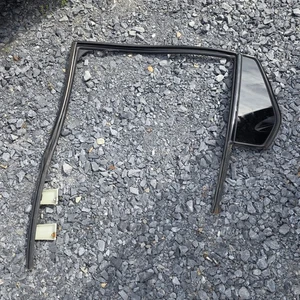 2010-2017 GMC Terrain Rear Left Door Vent Window Glass OEM - Picture 1 of 2