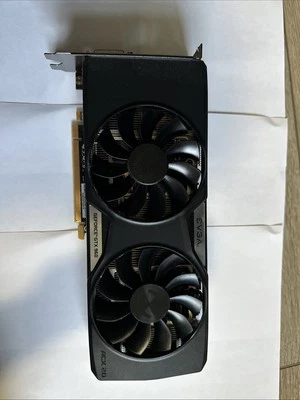 Tarjeta de gráficos EVGA NVIDIA GeForce GTX 960 4 GB GDDR5 - ‎04G-P4-3967-KR Foto 1 de 2