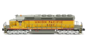 American Z Line ~ Z Scale ~ Union Pacific ~ SD40-2 ~ UP #3736 ~ 64200-3 - Picture 1 of 2