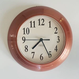 UMBRA Large Classic Traditional Silent Sweep Wall clock - Picture 1 of 6