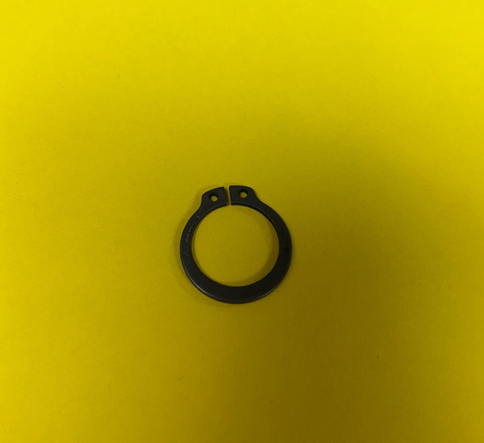 Anillo de retención Snapper 10746 OEM NOS 7010746, 7010746YP Foto 1 de 1