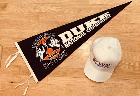 1992 NCAA “Back To Back” BASKETBALL  NATIONAL CHAMPIONS ...BANNER  &  HAT Cover