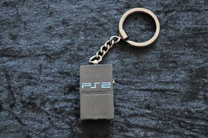 Sony PlayStation 2 Console Keychain - Picture 1 of 4
