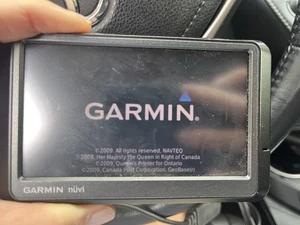 Garmin Nuvi 255W GPS Navigator 4.3 inch Car Charger & Holder Bundle - Picture 1 of 6