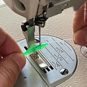 10Pcs Sewing Machine Needle Threader Self-Threading Quick Sewing Needle Kits - Picture 1 of 12