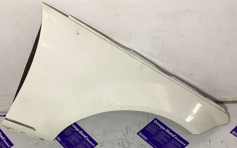 2008- 2013 MERCEDES BENZ C300 Front Right SIDE FENDER PANEL A2048810101 OEM . Foto 1 de 4