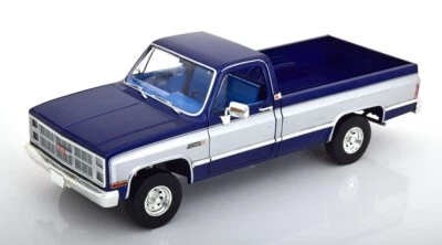 1984 GMC K-2500 SIERRA GRANDE WIDESIDE PICKUP BLUE 1:18 by GREENLIGHT GL13659 - Image 1 of 4