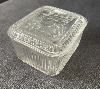 Vintage Federal Clear Ribbed Glass Square Refrigerator Dish With Fruit Lid 5x4.5 - Image 1 of 4