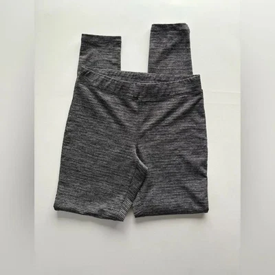 Women's Express Gray and Black Patterned Mid-Rise 29" Leggings Size Small - Image 1 of 3