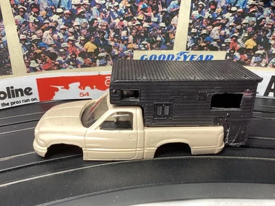 Dodge Ram y cámper escala HO FUNDICIÓN RESINA SE ADAPTA A CHASIS A/FX B Foto 1 de 4