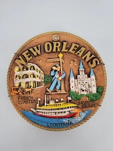 Vintage New Orleans Souvenir Round 3D Wall Plate Made In Japan, 8 1/4" X 7 1/4" - Picture 1 of 7