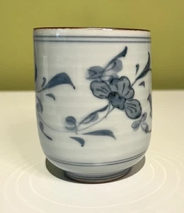 Vintage Blue And White Japan Small Cup Tea Sake Arita Ware Floral Motif Pattern - Picture 1 of 8