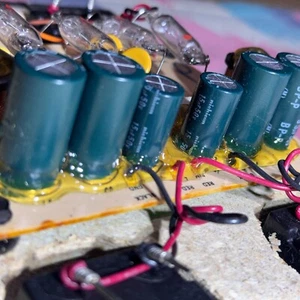 BOSE SE5 Acoustic Mass Speaker System Motherboard Module Circuit Capacitors - Picture 1 of 12