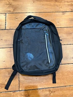 MOCHILA CHICAGO BLACKHAWKS NHL PRETA 15" X 10" NOVA SEM ETIQUETAS - Imagem 1 de 4