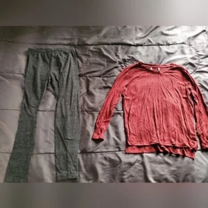 girl large dark gray leggings and burgundy long sleeve - Picture 1 of 3