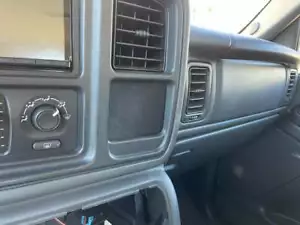 Silverado Sierra Under Vent Pocket Block Off Panel NBS 1999-2007 GMC Chevy Tahoe - Picture 1 of 5