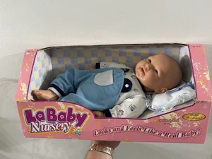 La Baby Kinderzimmer 20 Zoll Junge Haut Babypuppe Berenguer 2001 Vintage NEU IM KARTON - Bild 1 von 2