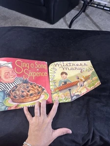 2 alte Bücher von Geraldine Clyne Pop-out Buch "Mistress Mary" und "Sixpence" - Bild 1 von 5