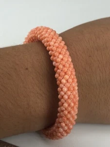 Pulsera De Coral Rosa Y Oro Amarillo 18kt Tejida - Imagen 1 de 7