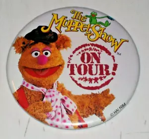 The Muppet Show On Tour Fozzie Bear 3 1/2" 1984 Vintage Pin Pinback - Picture 1 of 2