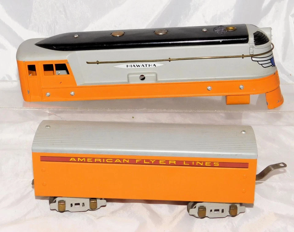 Prewar American Flyer O 1937 Hiawatha 4-4-2 Pro Repainted Shell & Tender only - Image 1 of 4