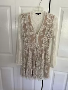 Honey Punch White Embroidered Floral Lace Overlay Mini Dress SMALL - Picture 1 of 4