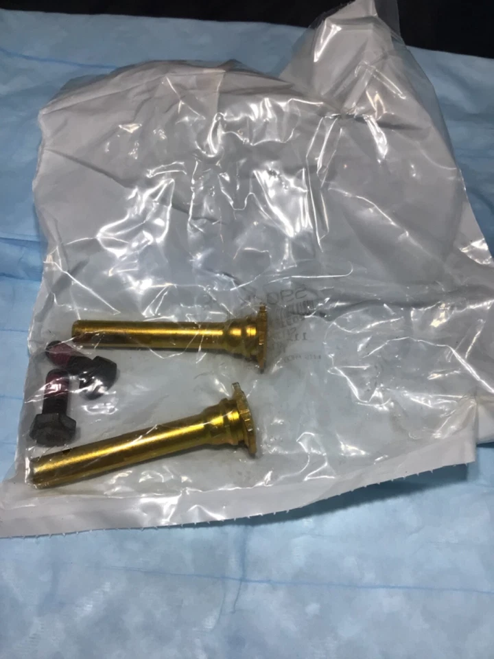 Parafuso de pinça de freio dianteiro Dorman HW5064 embalado nos EUA 5904K 820318112796 - Imagem 1 de 2