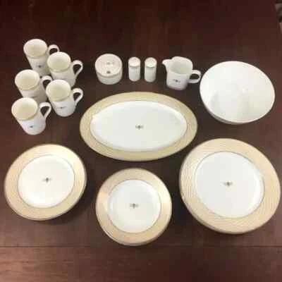 Mary Kay Golden Anniversary China Set - Image 1 of 3