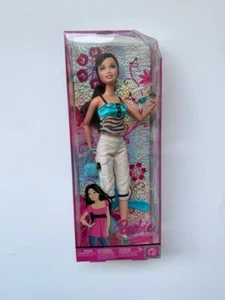 2007 Mattel Barbie Fashion Fever Satin Safari Raquelle Doll Rare New In Box - Bild 1 von 4