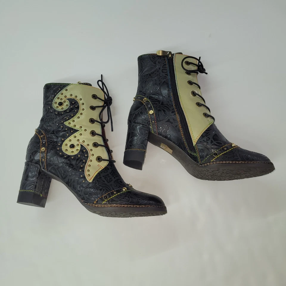 L'Artiste Spring Step JULE-BM Black Leather Embossed Studded Ankle Boots EU 40 - Image 1 of 4