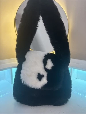 Cartera de hombro hinchada blanca y negra Yin And Yang Foto 1 de 4