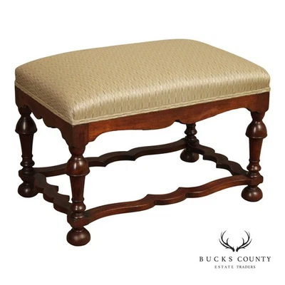 Banco antiguo de caoba tallado estilo William & Mary Foto 1 de 4