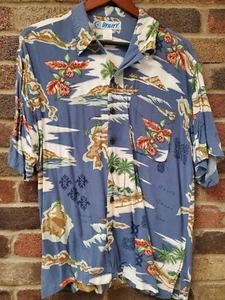 Utility Men’s Medium Blue Hawaiian Button Up Shirt South China Sea Palm Trees - Picture 1 of 6