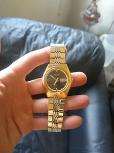Seiko 17 Jewels Automatic Men's Gold Tone Case Wristwatch near mint - Picture 1 of 12